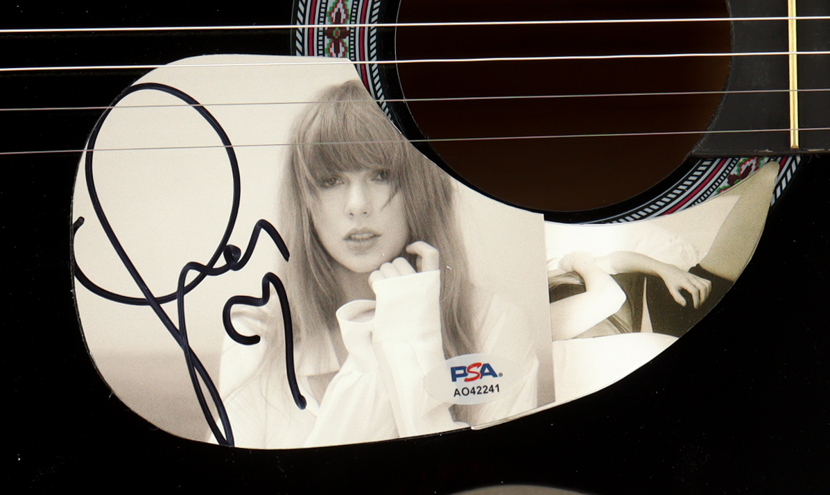 Taylor Swift Signed Guitar Custom Insert Pickguard (PSA) at PristineAuction.com Taylor Swift Signed Guitar Custom Insert Pickguard (PSA) at PristineAuction.com