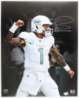 Tua Tagovailoa Signed Dolphins 16x20 Photo (Fanatics) at PristineAuction.com