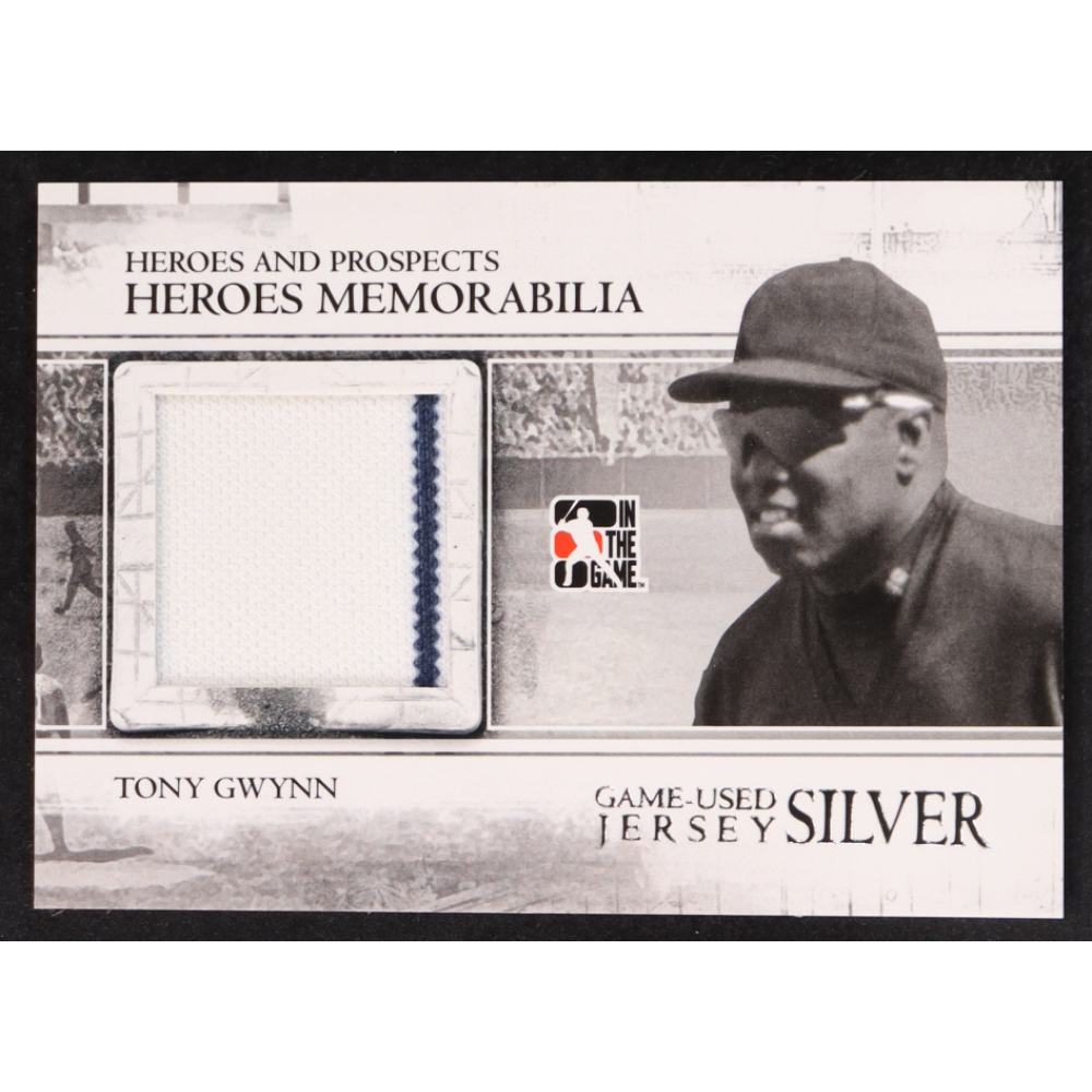 Tony Gwynn 2011 ITG Heroes and Prospects Heroes Jersey Number Patch Silver #7 at PristineAuction.com