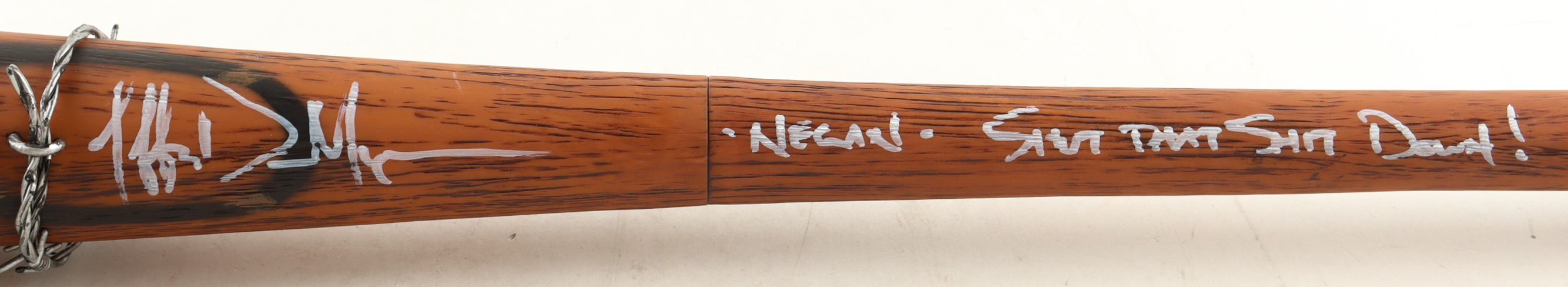 Jeffrey Dean Morgan Signed "The Walking Dead" Lucille Barbed Wire Baseball Bat Inscribed "Negan" (Beckett) at PristineAuction.com Jeffrey Dean Morgan Signed "The Walking Dead" Lucille Barbed Wire Baseball Bat Inscribed "Negan" (Beckett) at PristineAuction.com