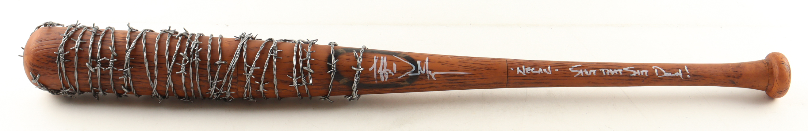 Jeffrey Dean Morgan Signed "The Walking Dead" Lucille Barbed Wire Baseball Bat Inscribed "Negan" (Beckett) at PristineAuction.com Jeffrey Dean Morgan Signed "The Walking Dead" Lucille Barbed Wire Baseball Bat Inscribed "Negan" (Beckett) at PristineAuction.com