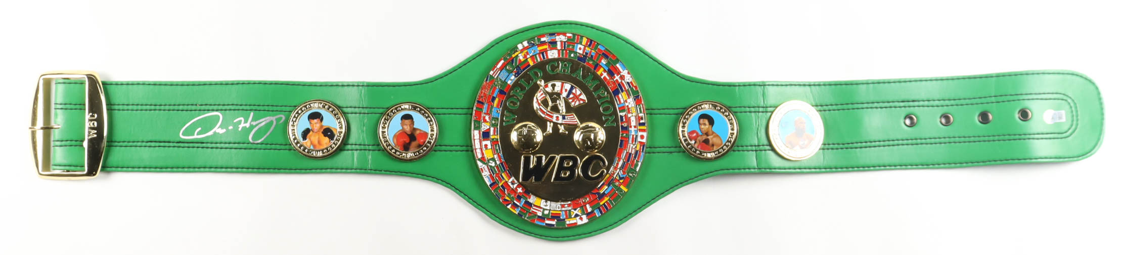Oscar De La Hoya Signed WBC Championship Belt (Beckett) at PristineAuction.com Oscar De La Hoya Signed WBC Championship Belt (Beckett) at PristineAuction.com