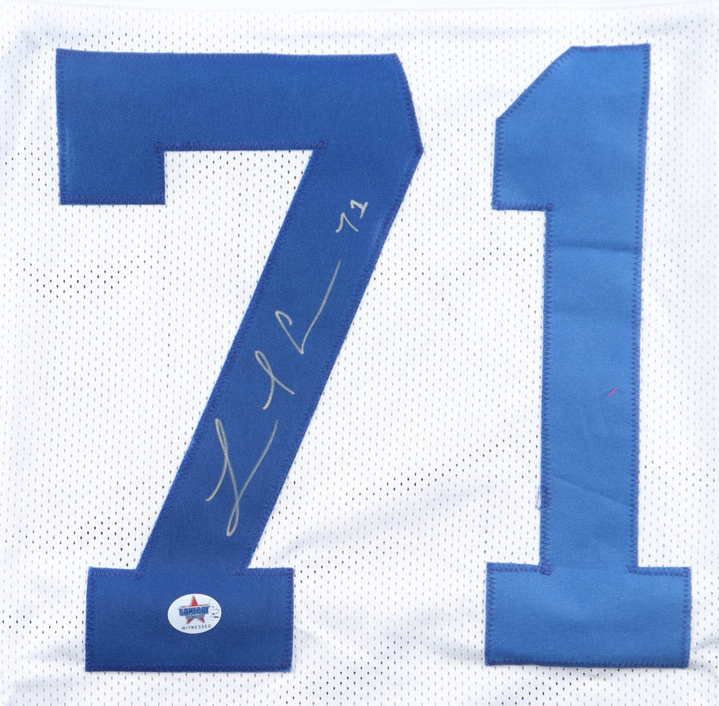 La'el Collins Signed Jersey (Gameday) at PristineAuction.com La'el Collins Signed Jersey (Gameday) at PristineAuction.com