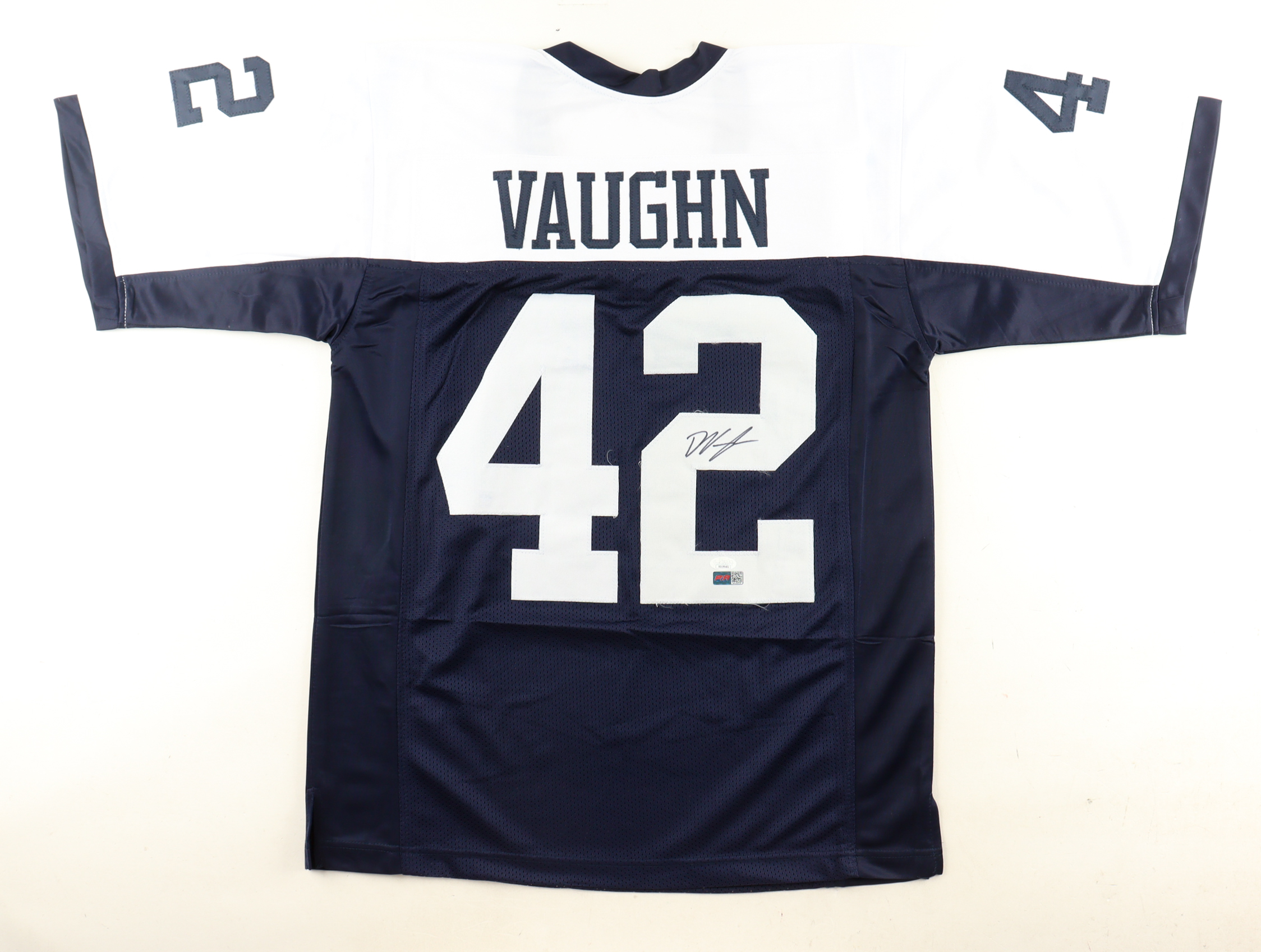 Deuce Vaughn Signed Jersey (JSA) at PristineAuction.com Deuce Vaughn Signed Jersey (JSA) at PristineAuction.com