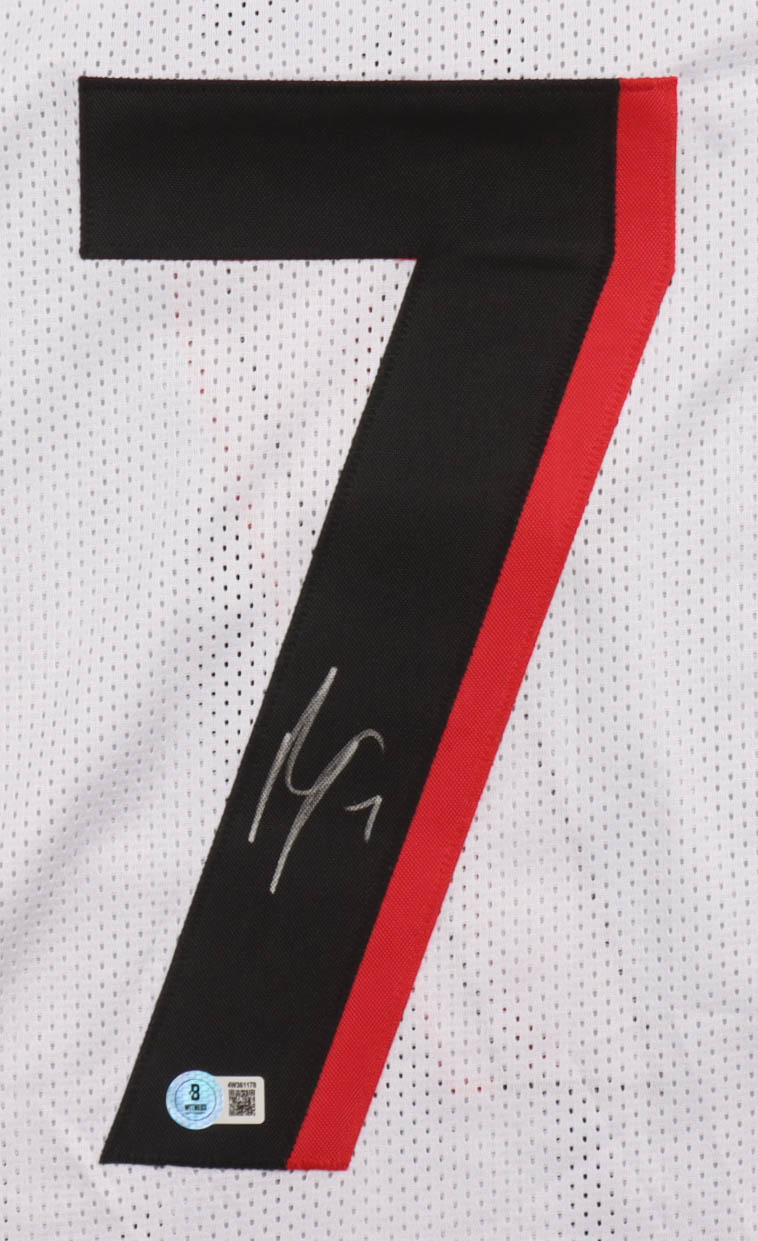 Bijan Robinson Signed Jersey (Beckett) at PristineAuction.com Bijan Robinson Signed Jersey (Beckett) at PristineAuction.com