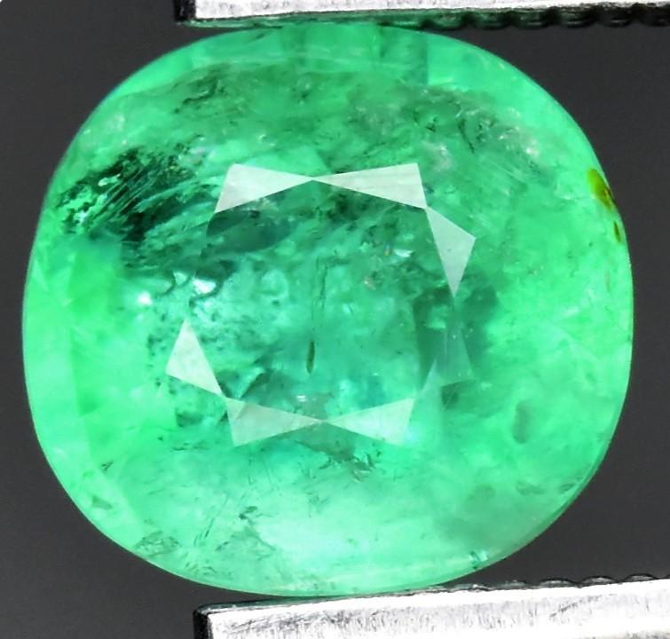 1.49 Carats Natural Emerald Loose at PristineAuction.com 1.49 Carats Natural Emerald Loose at PristineAuction.com