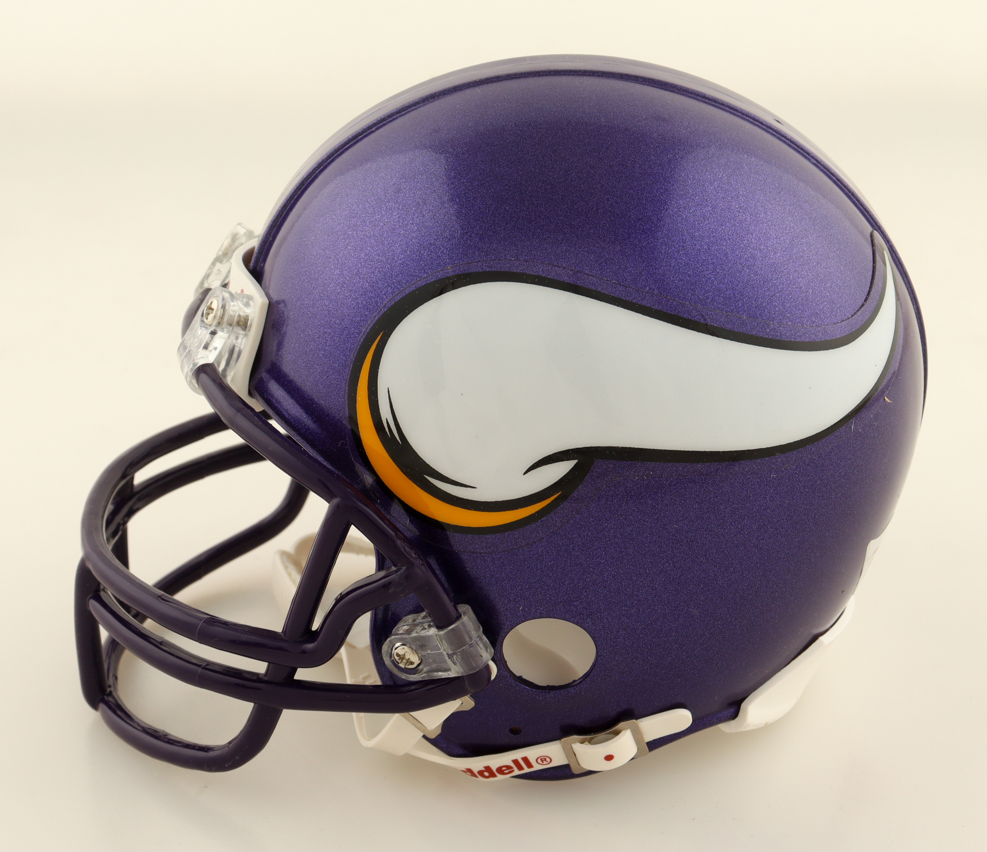 Adrian Peterson Signed Vikings Mini Helmet (Fanatics) at PristineAuction.com Adrian Peterson Signed Vikings Mini Helmet (Fanatics) at PristineAuction.com