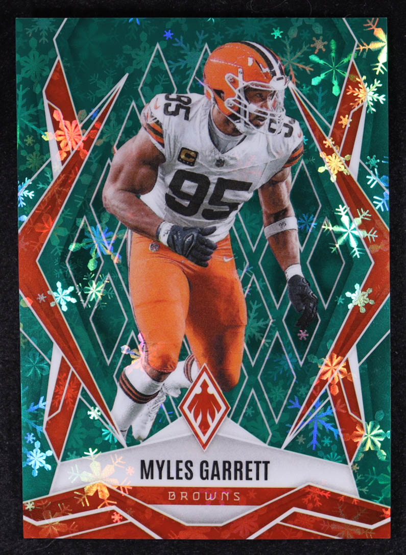 Myles Garrett 2025 Panini Phoenix Green Winter #73 #116/149 at PristineAuction.com Myles Garrett 2025 Panini Phoenix Green Winter #73 #116/149 at PristineAuction.com