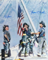 Thomas E. Franklin Signed 16x20 Photo Inscribed "9/11/2001" (Beckett) at PristineAuction.com