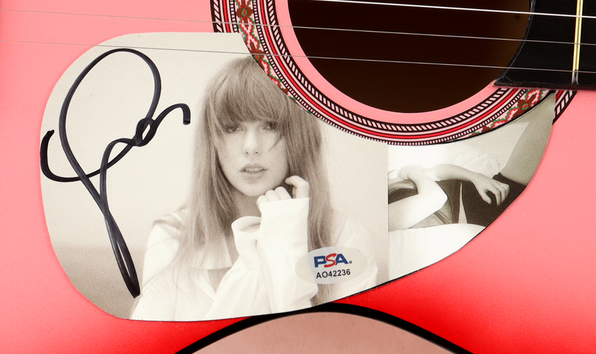 Taylor Swift Guitar with Signed Custom Insert Pickguard (PSA) at PristineAuction.com Taylor Swift Guitar with Signed Custom Insert Pickguard (PSA) at PristineAuction.com