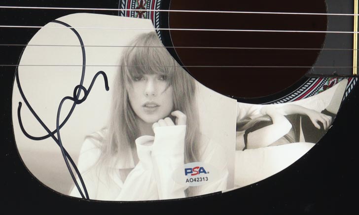 Taylor Swift Guitar with Signed Custom Insert Pickguard (PSA) at PristineAuction.com Taylor Swift Guitar with Signed Custom Insert Pickguard (PSA) at PristineAuction.com