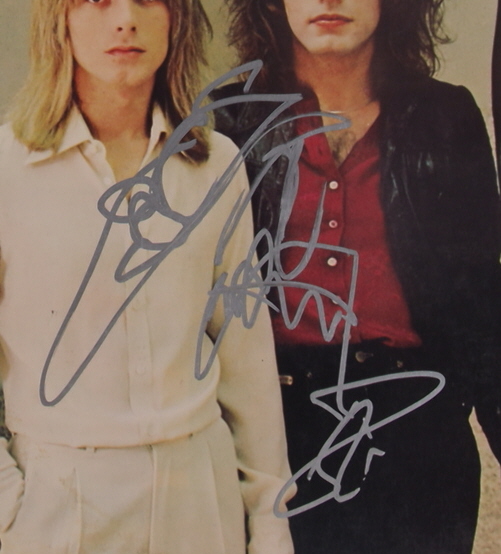Cheap Trick "Heaven Tonight" Vinyl Record Album Band-Signed by Robin Zander, Rick Nielsen & Tom Peterson (JSA) at PristineAuction.com Cheap Trick "Heaven Tonight" Vinyl Record Album Band-Signed by Robin Zander, Rick Nielsen & Tom Peterson (JSA) at PristineAuction.com