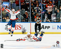 Alexander Ovechkin Signed Capitals 16x20 Photo (Fanatics) at PristineAuction.com