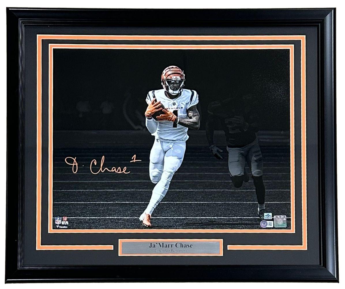Ja'Marr Chase Signed Bengals Custom Framed Photo (Beckett) at PristineAuction.com Ja'Marr Chase Signed Bengals Custom Framed Photo (Beckett) at PristineAuction.com