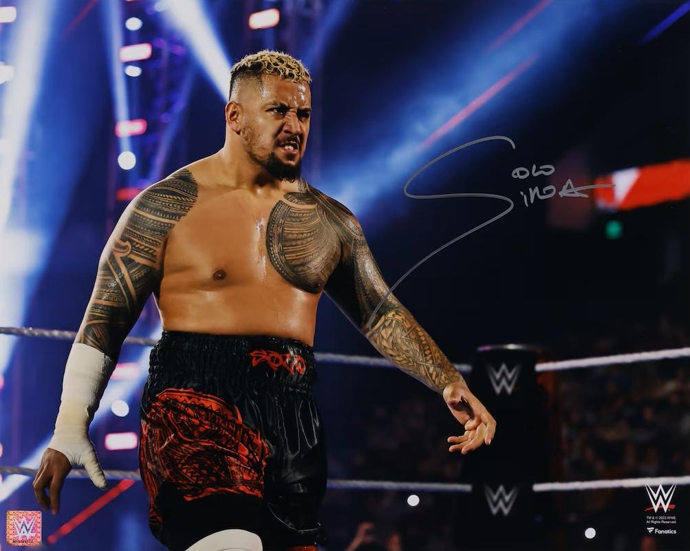 Solo Sikoa Signed WWE 16x20 Photo (Fanatics) at PristineAuction.com Solo Sikoa Signed WWE 16x20 Photo (Fanatics) at PristineAuction.com