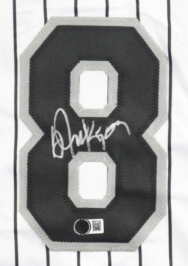 Bo Jackson Signed Jersey (Beckett) at PristineAuction.com Bo Jackson Signed Jersey (Beckett) at PristineAuction.com