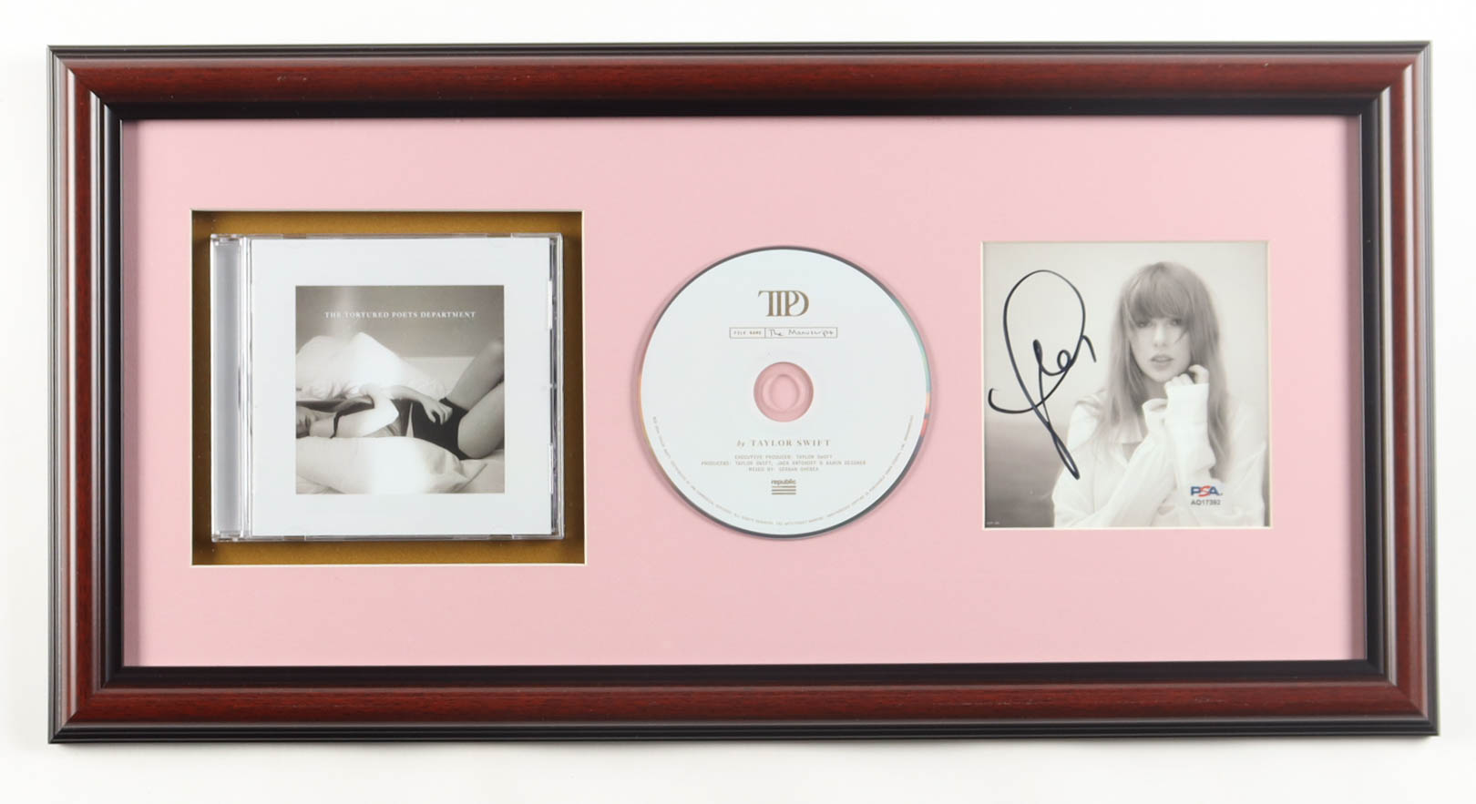 Taylor Swift Signed Custom Framed "Tortured Poets Society" CD Album Insert Display With Disc Case (PSA) at PristineAuction.com Taylor Swift Signed Custom Framed "Tortured Poets Society" CD Album Insert Display With Disc Case (PSA) at PristineAuction.com