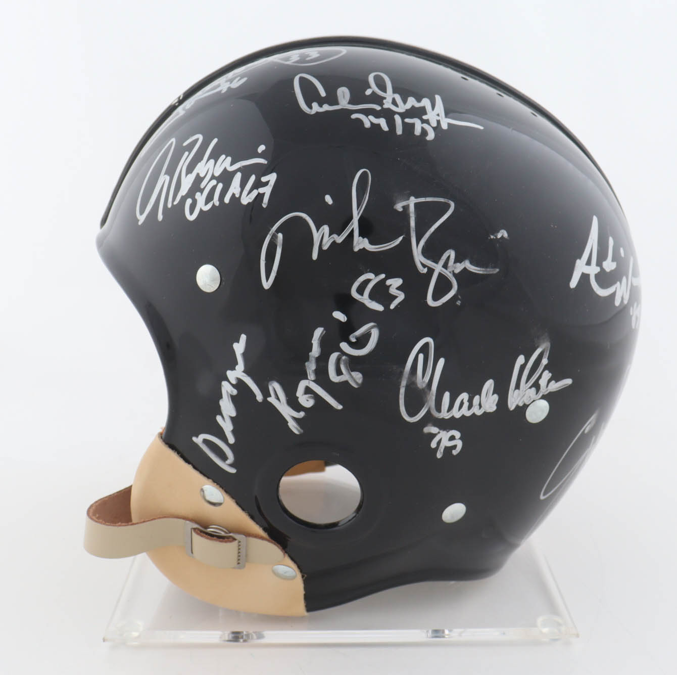 Heisman Trophy Winners Full-Size Helmet with Acrylic Stand Signed by (15) with Desmond Howard, Tony Dorsett, Tim Brown & (12) Others (PSA) at PristineAuction.com Heisman Trophy Winners Full-Size Helmet with Acrylic Stand Signed by (15) with Desmond Howard, Tony Dorsett, Tim Brown & (12) Others (PSA) at PristineAuction.com
