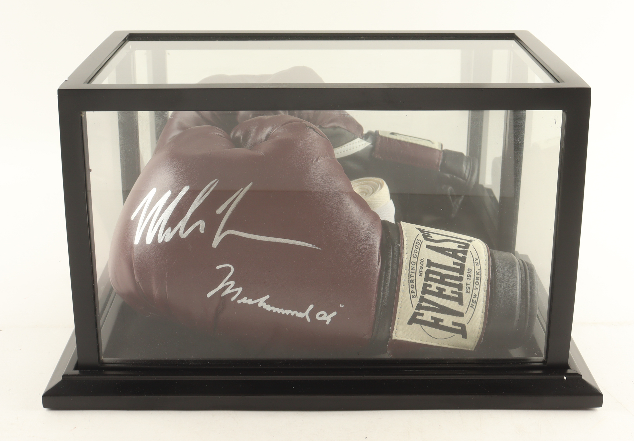 Mike Tyson Signed Vintage Everlast Muhammad Ali Model Glove With Display Case (Tyson) at PristineAuction.com Mike Tyson Signed Vintage Everlast Muhammad Ali Model Glove With Display Case (Tyson) at PristineAuction.com