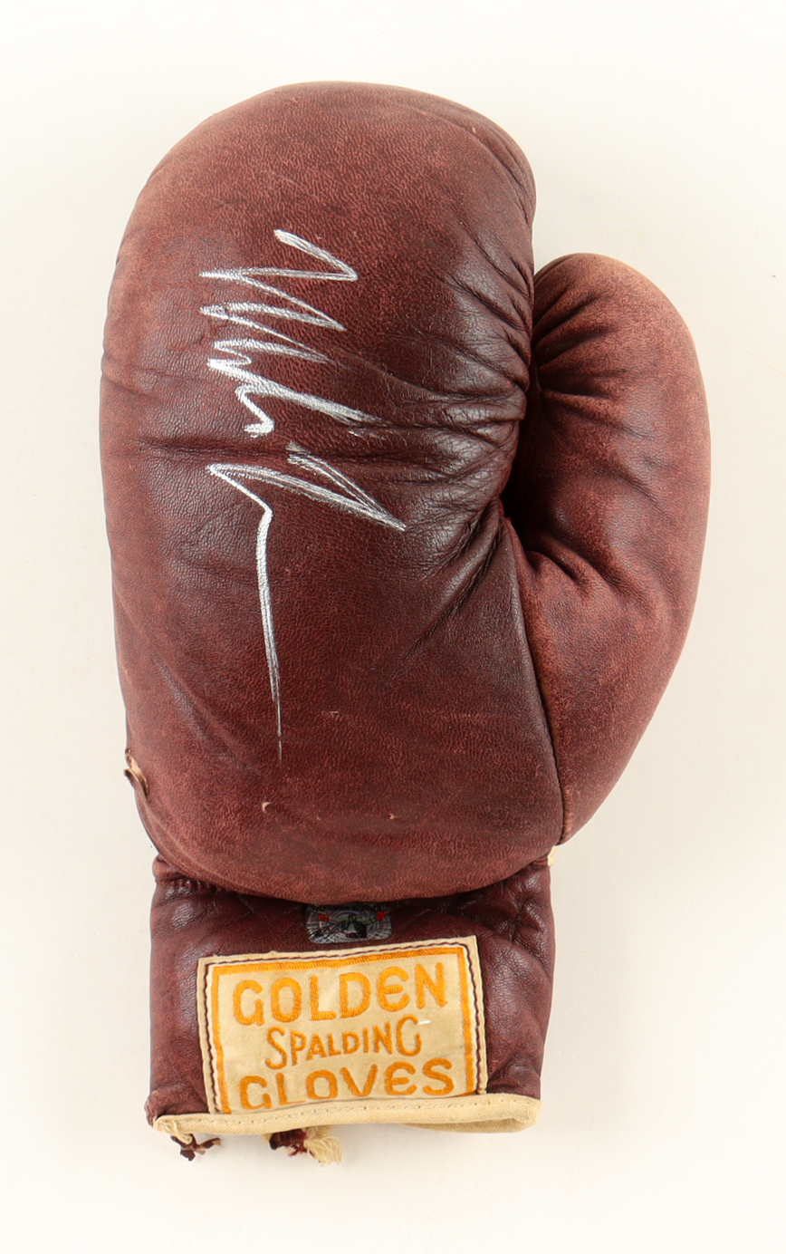 Mike Tyson Signed Vintage 1960 Spalding Golden Glove With Display Case (Tyson) at PristineAuction.com Mike Tyson Signed Vintage 1960 Spalding Golden Glove With Display Case (Tyson) at PristineAuction.com