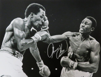 Thomas Hearns Signed 16x20 Photo (Schwartz) at PristineAuction.com