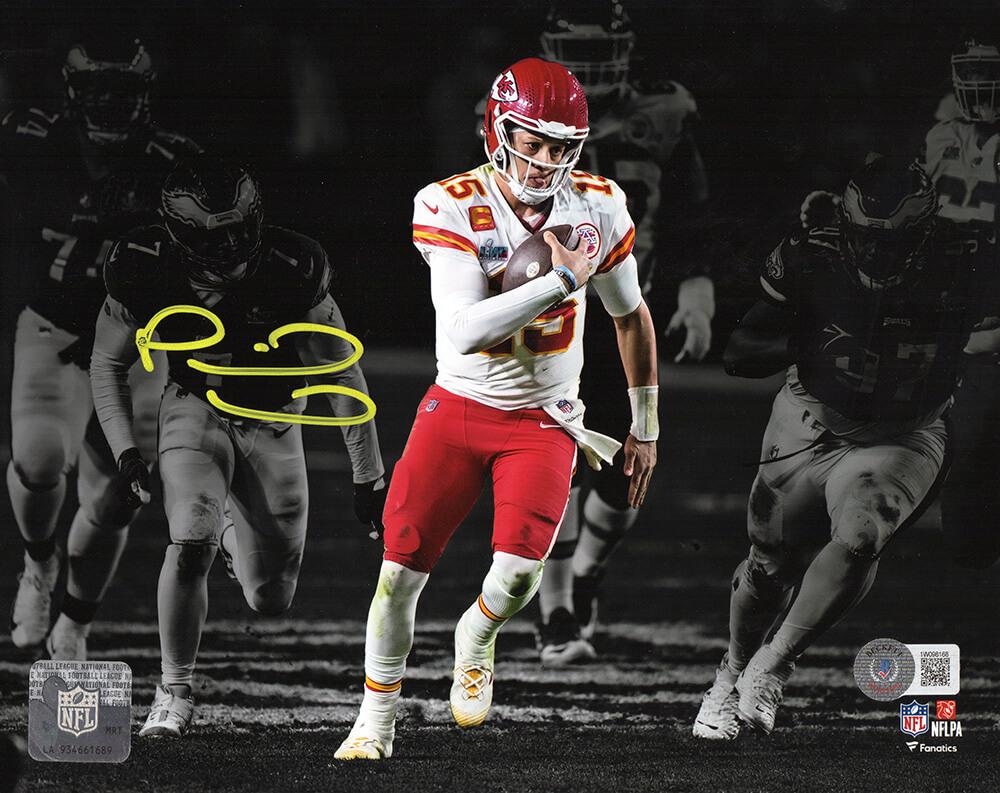 Patrick Mahomes Signed Chiefs 8x10 Photo (Beckett) at PristineAuction.com Patrick Mahomes Signed Chiefs 8x10 Photo (Beckett) at PristineAuction.com
