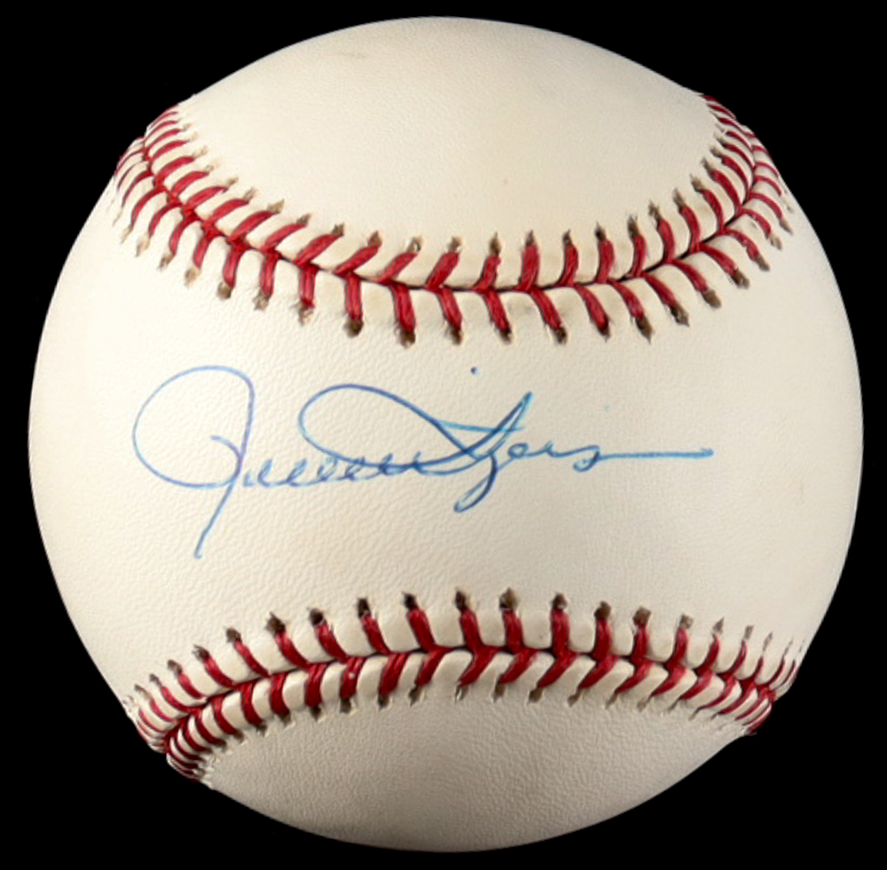 Rollie Fingers Signed OML Baseball (Beckett) at PristineAuction.com Rollie Fingers Signed OML Baseball (Beckett) at PristineAuction.com