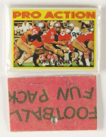 1972 Topps Football Card Fun Pack with (10) Cards at PristineAuction.com