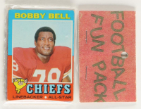 1971 Topps Football Card Fun Pack with (10) Cards at PristineAuction.com