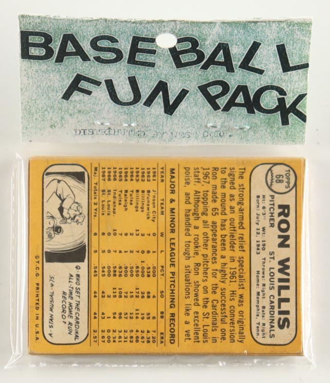 1968 Topps Baseball Card Fun Pack with (10) Cards at PristineAuction.com 1968 Topps Baseball Card Fun Pack with (10) Cards at PristineAuction.com