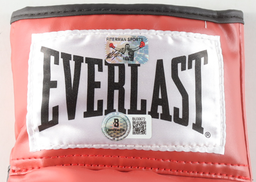 Mike Tyson Signed Everlast Boxing Glove (Beckett & Tyson) at PristineAuction.com Mike Tyson Signed Everlast Boxing Glove (Beckett & Tyson) at PristineAuction.com