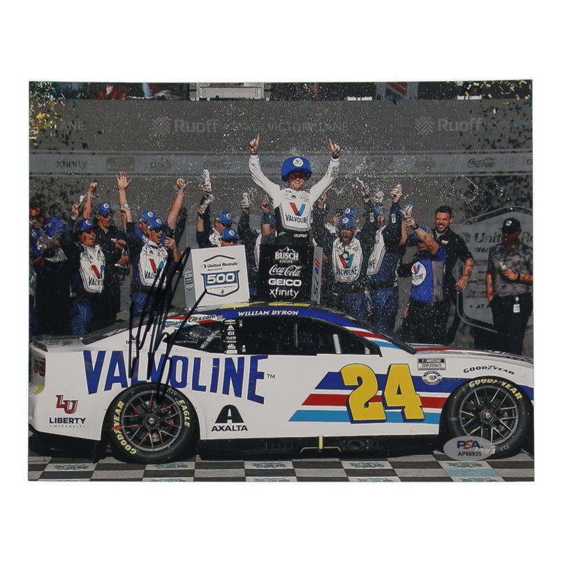 William Byron Signed NASCAR 8x10 Photo (PSA) at PristineAuction.com William Byron Signed NASCAR 8x10 Photo (PSA) at PristineAuction.com