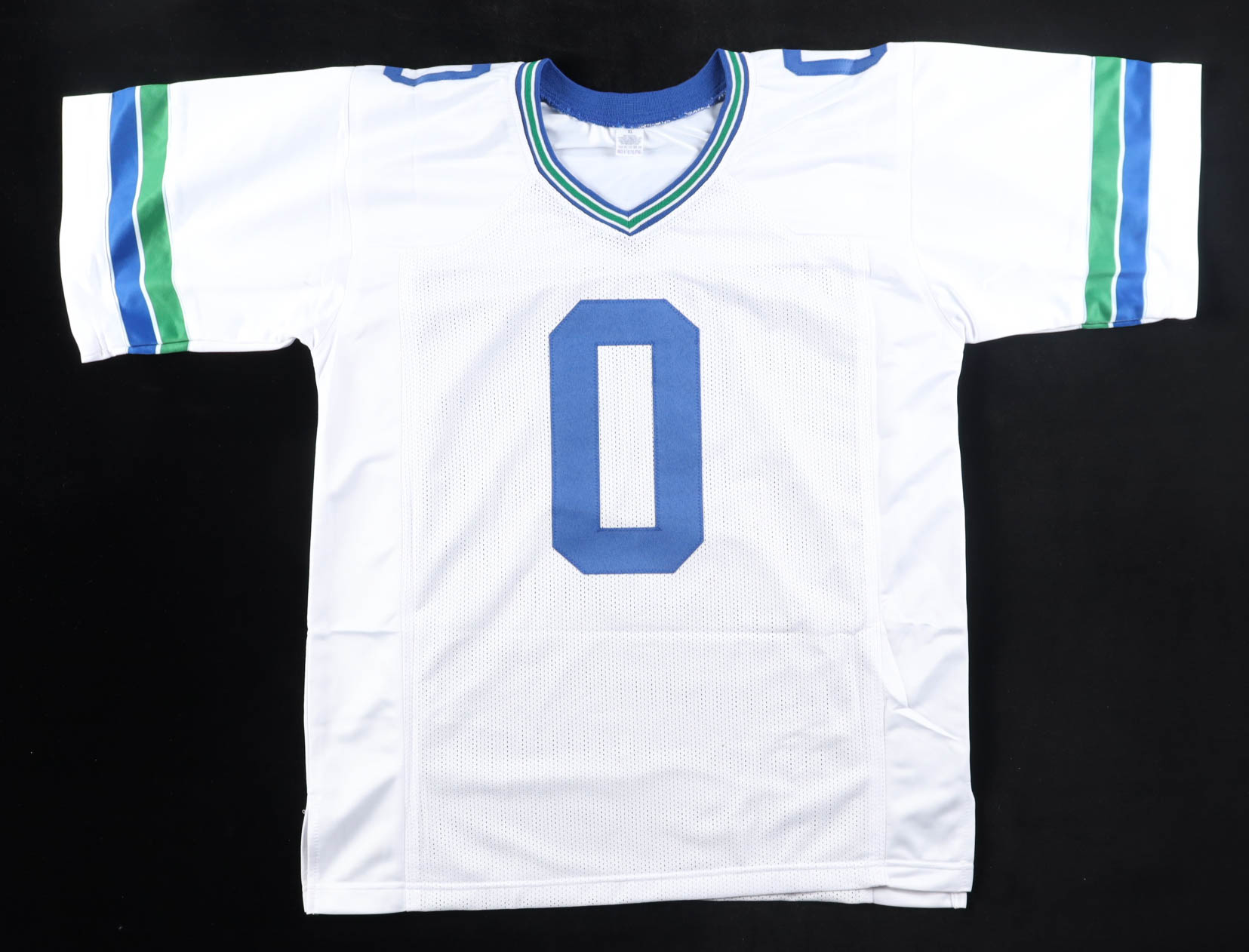 DeMarcus Lawrence Signed Jersey (JSA) at PristineAuction.com DeMarcus Lawrence Signed Jersey (JSA) at PristineAuction.com