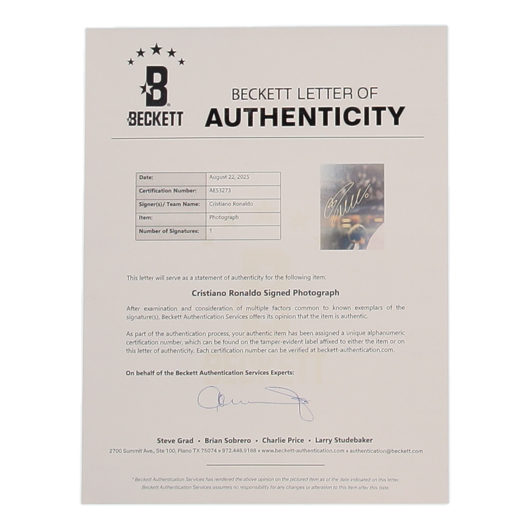 Cristiano Ronaldo Signed Real Madrid 12x16 Photo (Beckett) at PristineAuction.com Cristiano Ronaldo Signed Real Madrid 12x16 Photo (Beckett) at PristineAuction.com