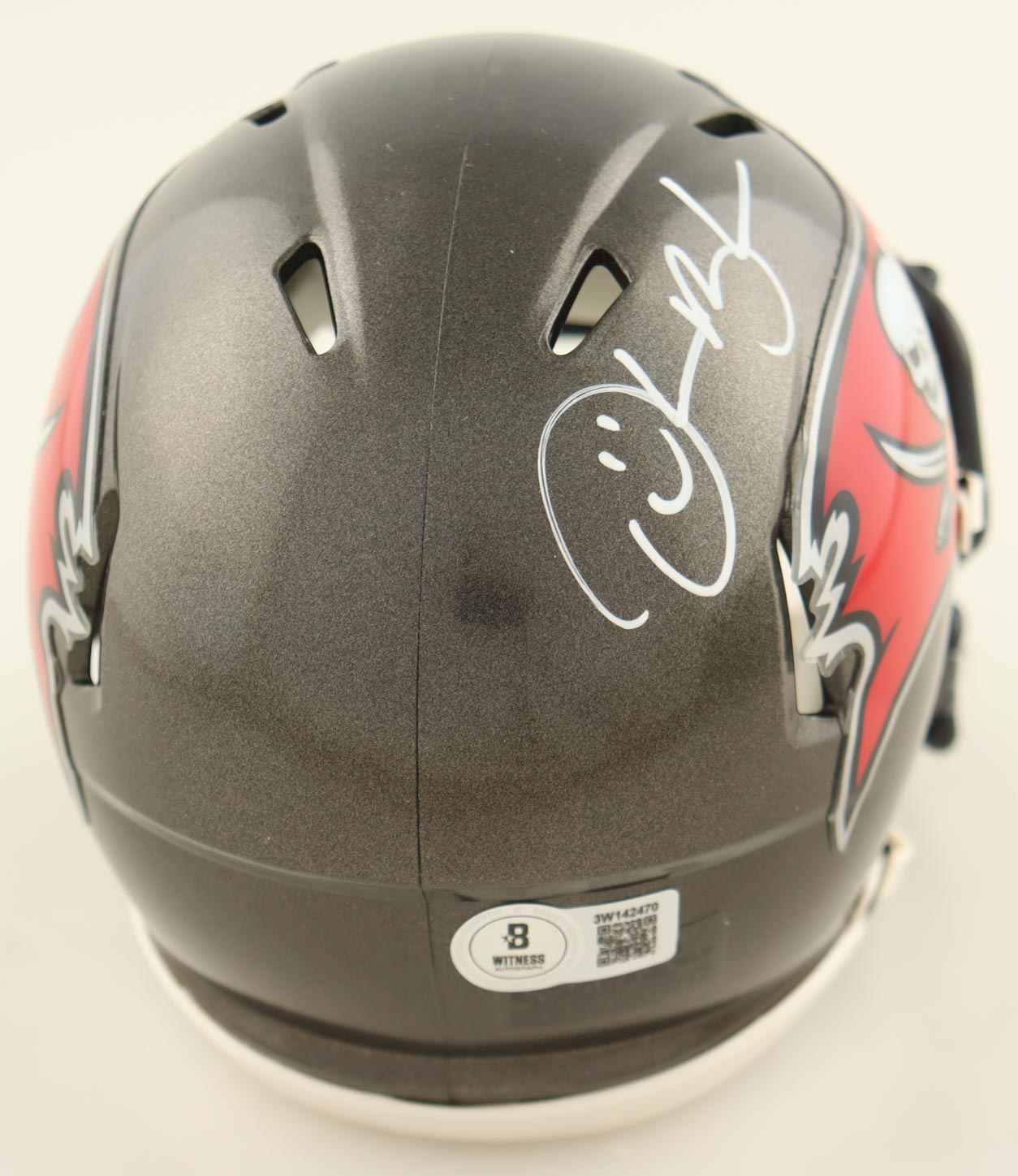 Derrick Brooks Signed Buccaneers Speed Mini Helmet (Beckett) at PristineAuction.com Derrick Brooks Signed Buccaneers Speed Mini Helmet (Beckett) at PristineAuction.com