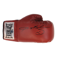 Sugar Ray Leonard Signed Everlast Boxing Glove (Beckett) at PristineAuction.com