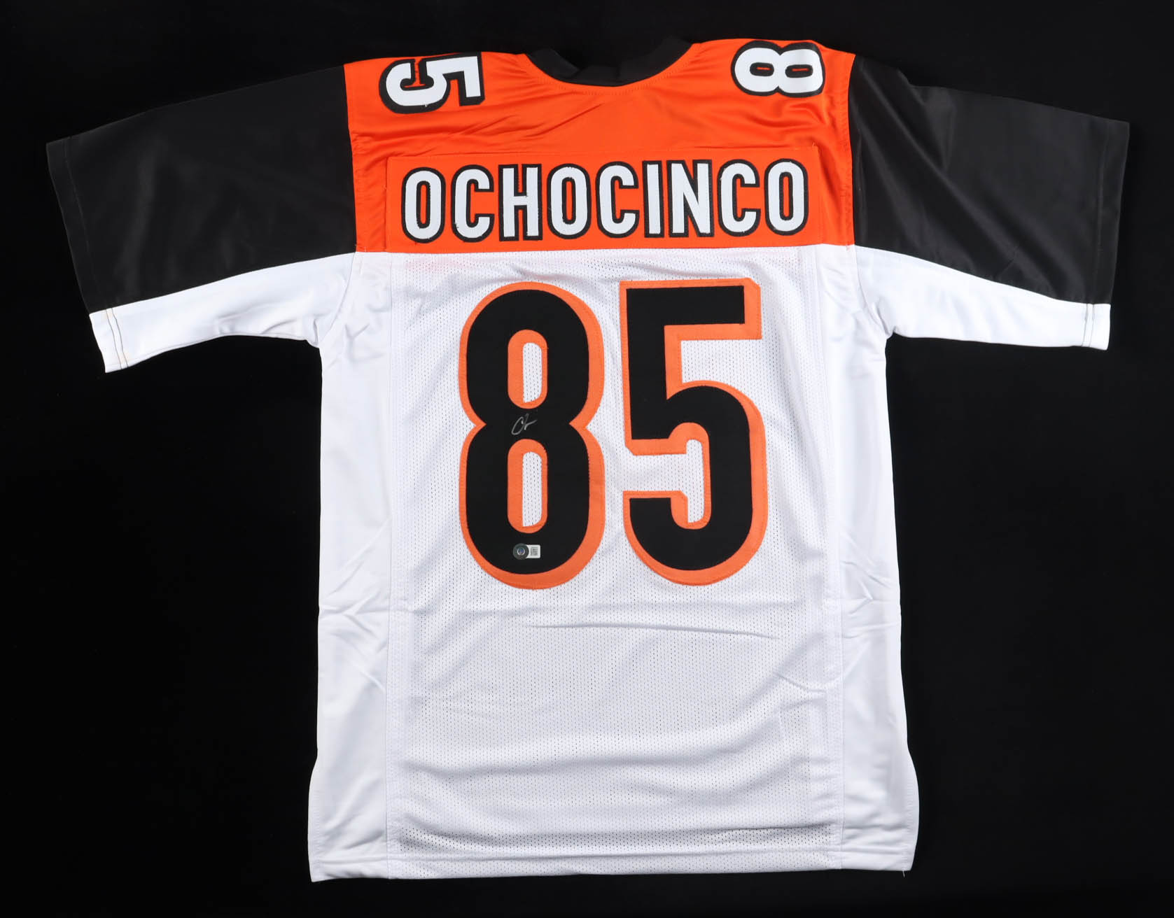 Chad "Ocho Cinco" Johnson Signed Jersey (Beckett) at PristineAuction.com Chad "Ocho Cinco" Johnson Signed Jersey (Beckett) at PristineAuction.com