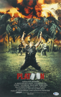 Tom Berenger Signed "Platoon" 11x17 Poster (Beckett) at PristineAuction.com