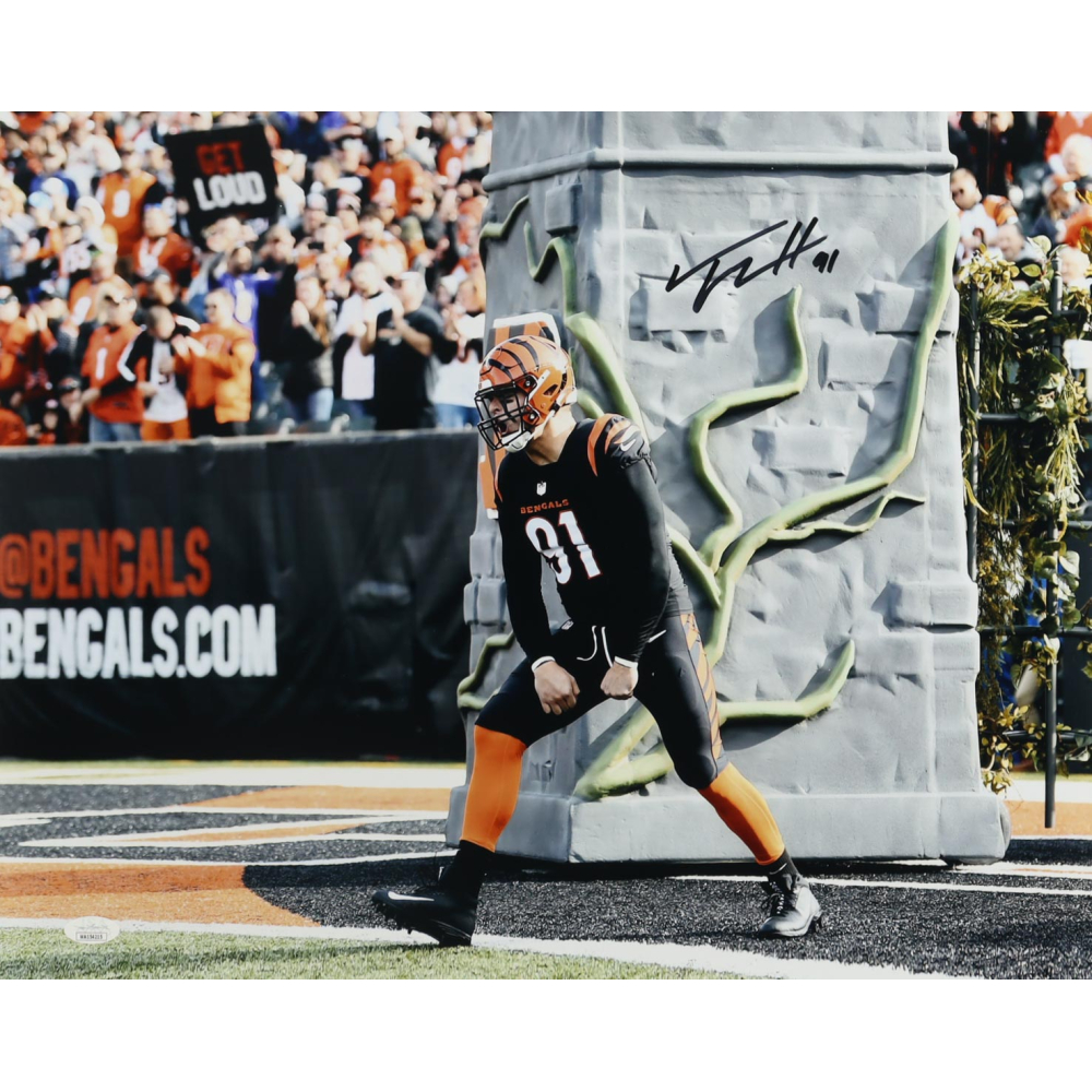 Trey Hendrickson Signed Bengals 16x20 Photo (JSA) at PristineAuction.com