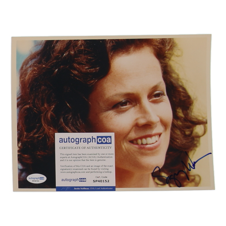 Sigourney Weaver Signed "Gorillas in the Mist" 8x10 Photo (ACOA) at PristineAuction.com Sigourney Weaver Signed "Gorillas in the Mist" 8x10 Photo (ACOA) at PristineAuction.com
