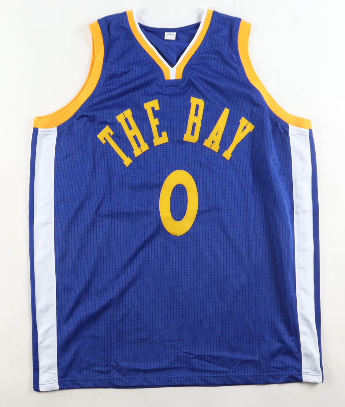 DeMarcus Cousins Signed Jersey (JSA) at PristineAuction.com DeMarcus Cousins Signed Jersey (JSA) at PristineAuction.com