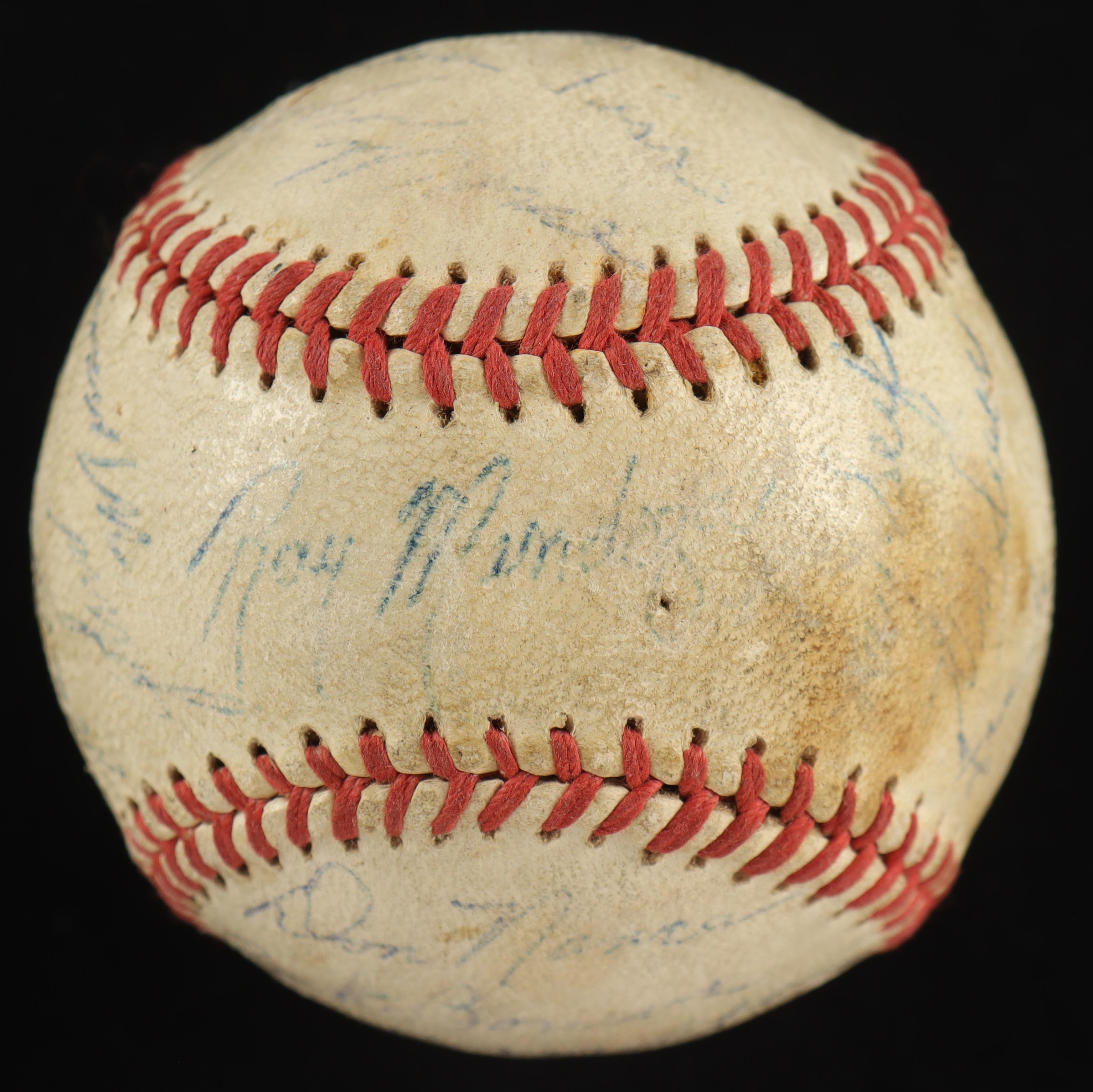 Roger Maris | 1953 Fargo-Moorhead Twins Baseball Team-Signed By (18) (Beckett) at PristineAuction.com Roger Maris | 1953 Fargo-Moorhead Twins Baseball Team-Signed By (18) (Beckett) at PristineAuction.com