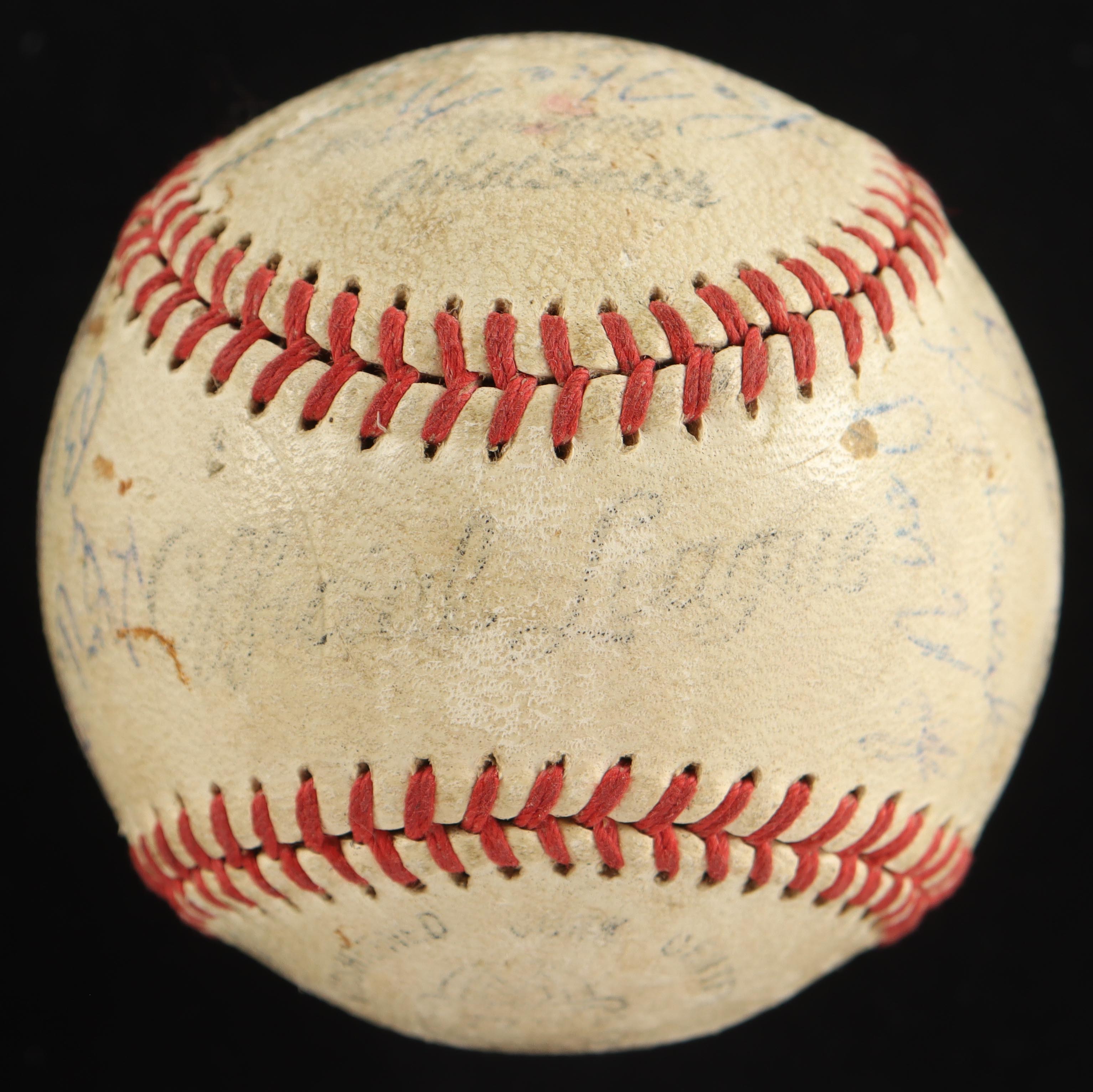 Roger Maris | 1953 Fargo-Moorhead Twins Baseball Team-Signed By (18) (Beckett) at PristineAuction.com Roger Maris | 1953 Fargo-Moorhead Twins Baseball Team-Signed By (18) (Beckett) at PristineAuction.com