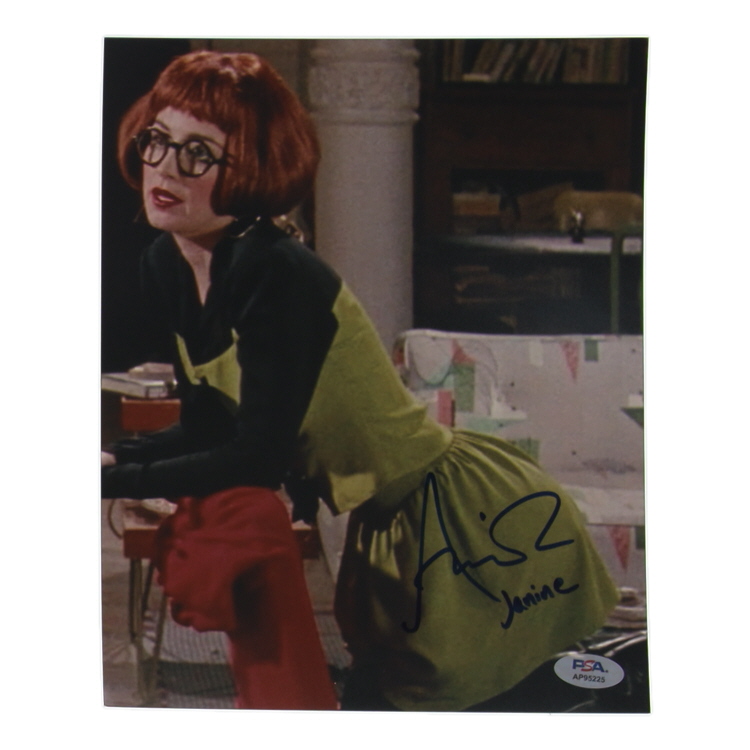 Annie Potts Signed "Ghostbusters" 8x10 Photo Inscribed "Janine" (PSA) at PristineAuction.com Annie Potts Signed "Ghostbusters" 8x10 Photo Inscribed "Janine" (PSA) at PristineAuction.com