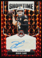 Derek Carr 2025 Panini Mosaic Showtime Signatures Red #16 #122/199 at PristineAuction.com