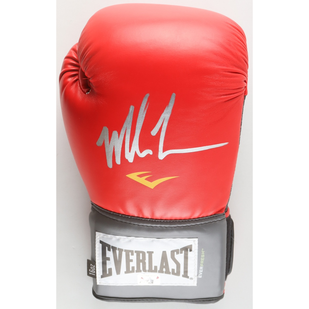 Mike Tyson Signed Everlast Boxing Glove (Tyson) at PristineAuction.com