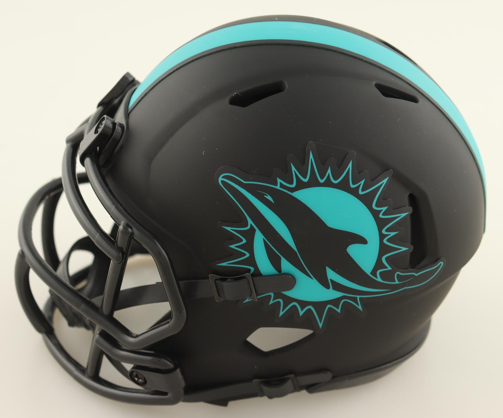 Myles Gaskin Signed Dolphins Eclipse Alternate Speed Mini Helmet (JSA) at PristineAuction.com Myles Gaskin Signed Dolphins Eclipse Alternate Speed Mini Helmet (JSA) at PristineAuction.com