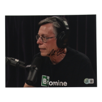 Bob Lazar Signed "The Joe Rogan Experience" 8x10 Photo (Beckett) at PristineAuction.com