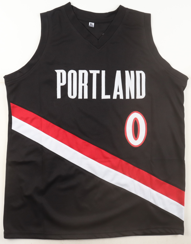 Damian Lillard Signed Jersey (PSA) at PristineAuction.com Damian Lillard Signed Jersey (PSA) at PristineAuction.com