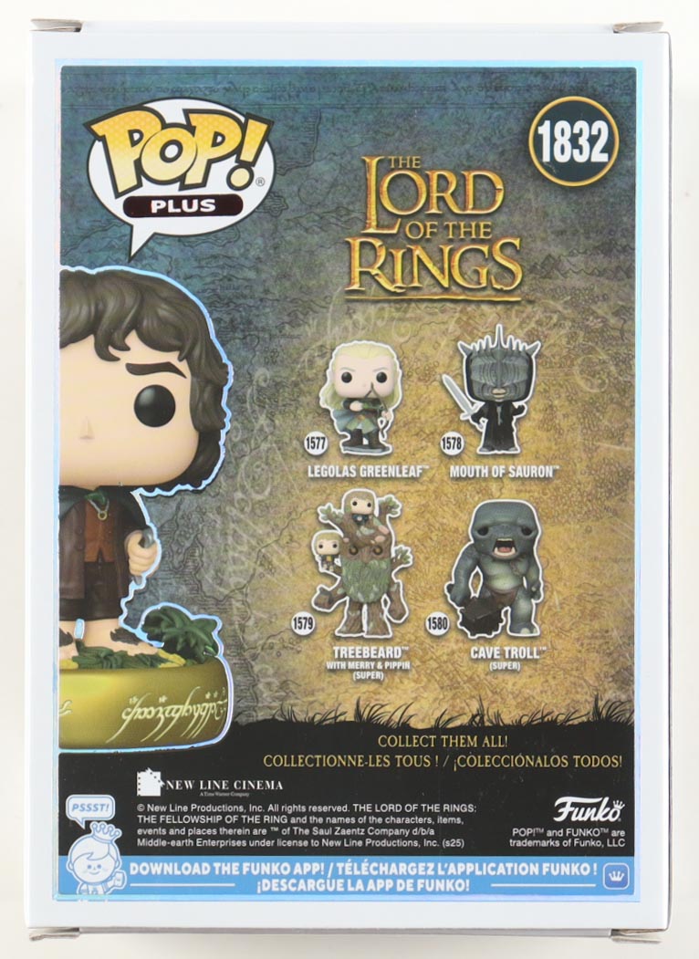 Elijah Wood Signed "The Lord of the Rings" #1832 Frodo Baggins Funko Pop! Vinyl Figure (Beckett) at PristineAuction.com Elijah Wood Signed "The Lord of the Rings" #1832 Frodo Baggins Funko Pop! Vinyl Figure (Beckett) at PristineAuction.com